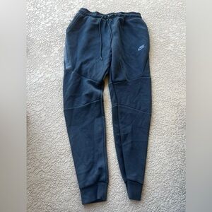 Men Nike Tech Sweats